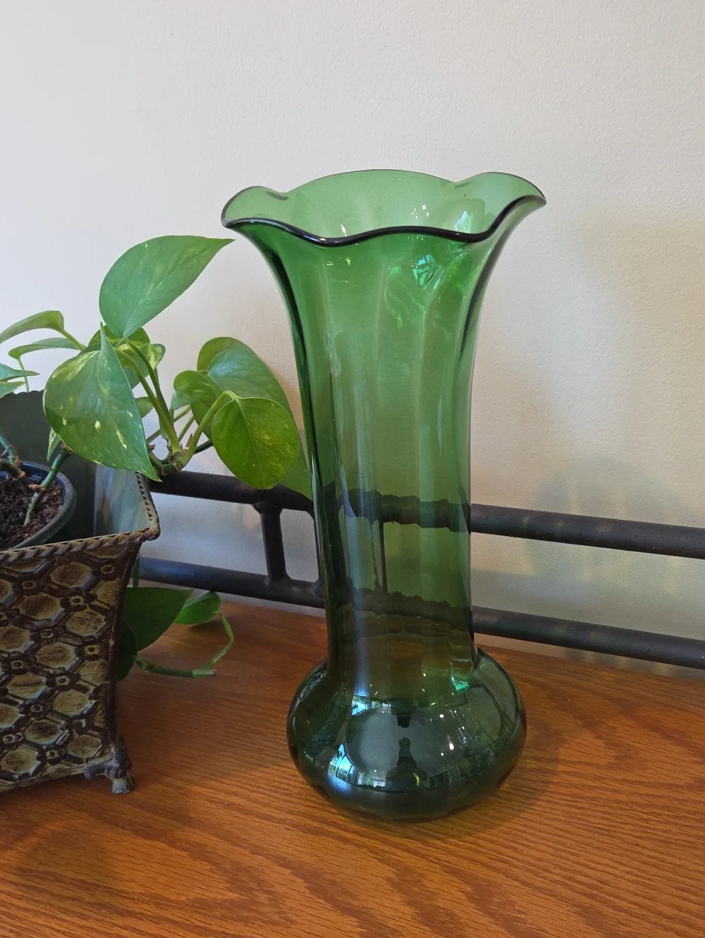 Vtg Green Glass Fluted Vase - Approx 11 3/4